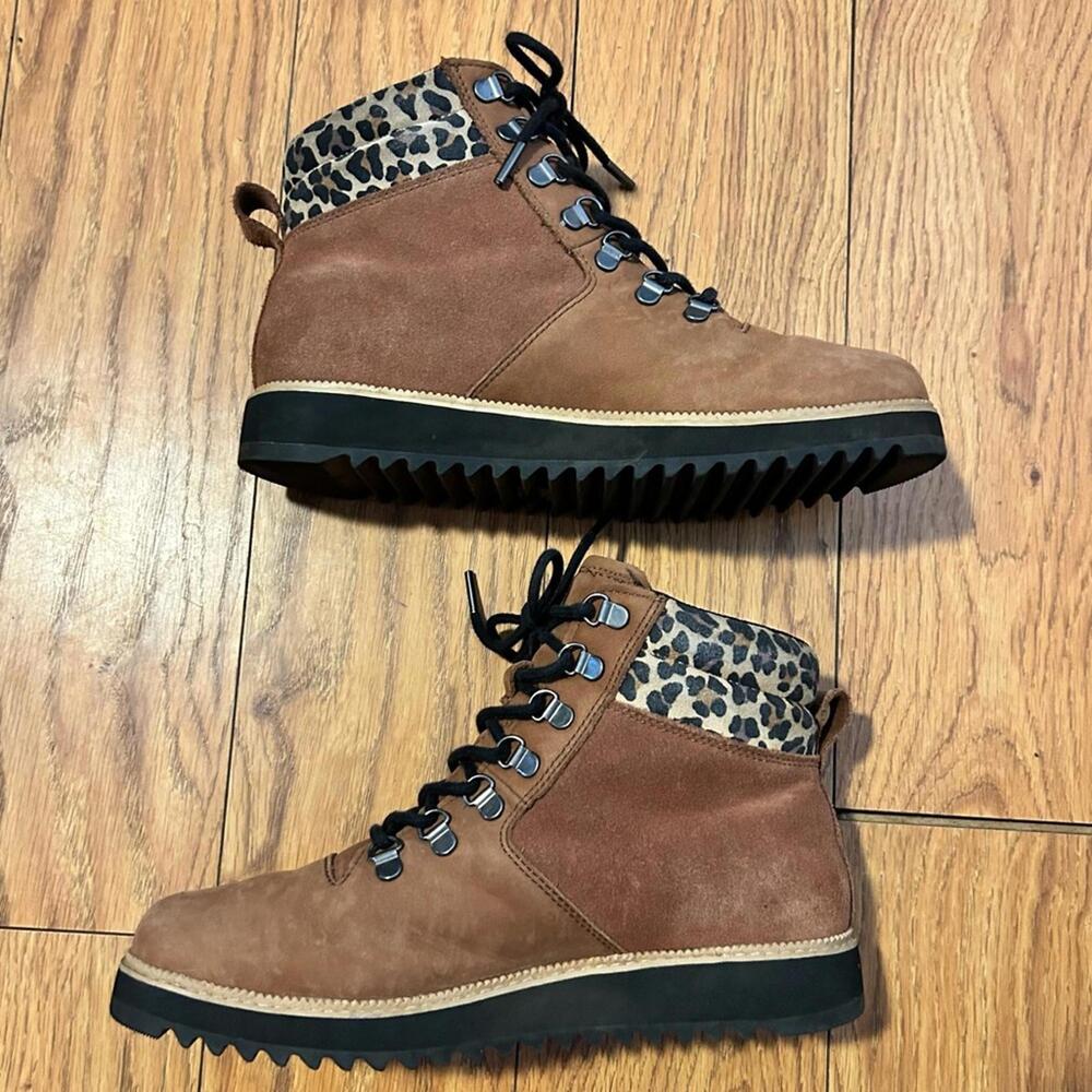 Toms Mojave Waterproof Ember Oiled Nubuck Suede Boots Womens Size 10